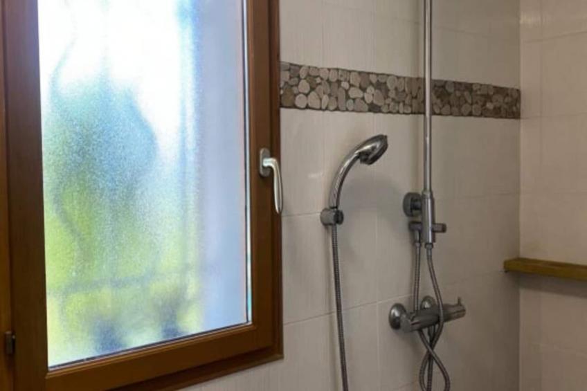 Belle Villa Avec Piscine Jacuzzi Et Vue Lac - foto 14