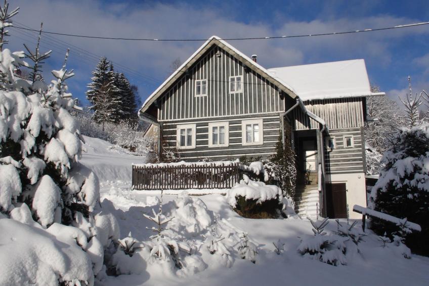 Charmantes, traditionelles Holzhaus - foto 3