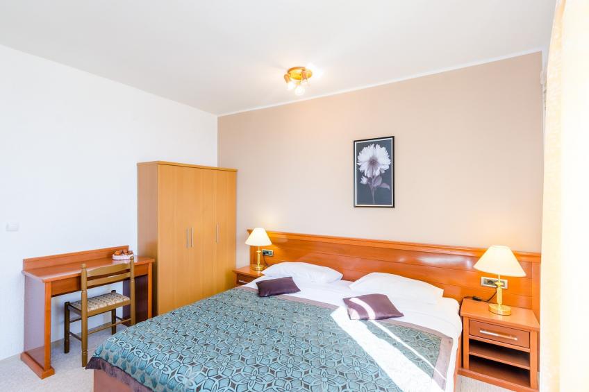 Apartments Nicol - Two-Bedroom Apartment with Terrace and Sea View - foto 7