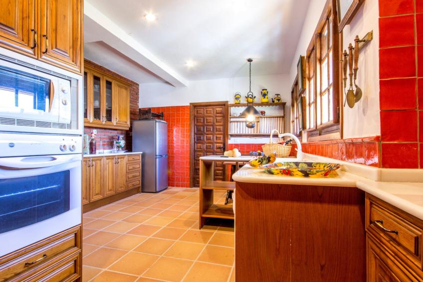 Privates Schwimmbad mit Grill und Feuerstelle - foto 30