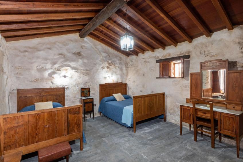 "Tamasite ajuy" mit Schwimmbad