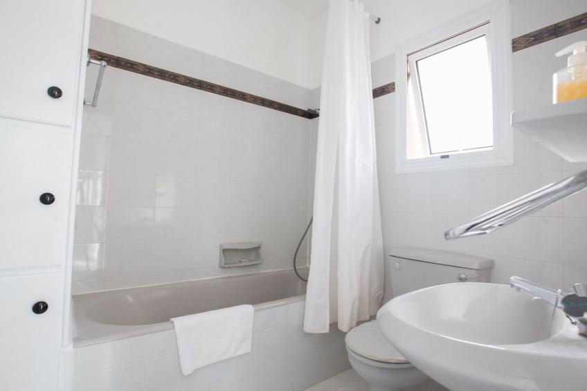 Geräumige Villa mit 3 Schlafzimmern und Pool in Protaras - foto 14