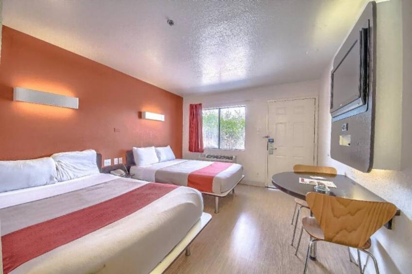 2 FULL BEDS  NON-SMOKING - foto 11