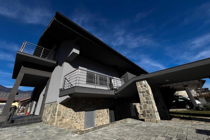 Delightful Cozy Riverside Apartment - One Bedroom Apartment with Terrace - foto 13