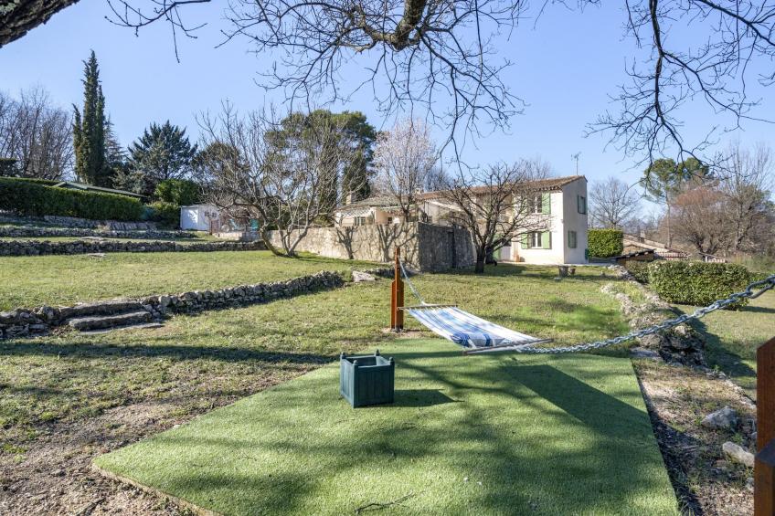 Les Demoiselles - foto 26