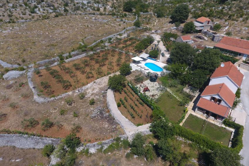 Villa mit beheiztem Pool - foto 49