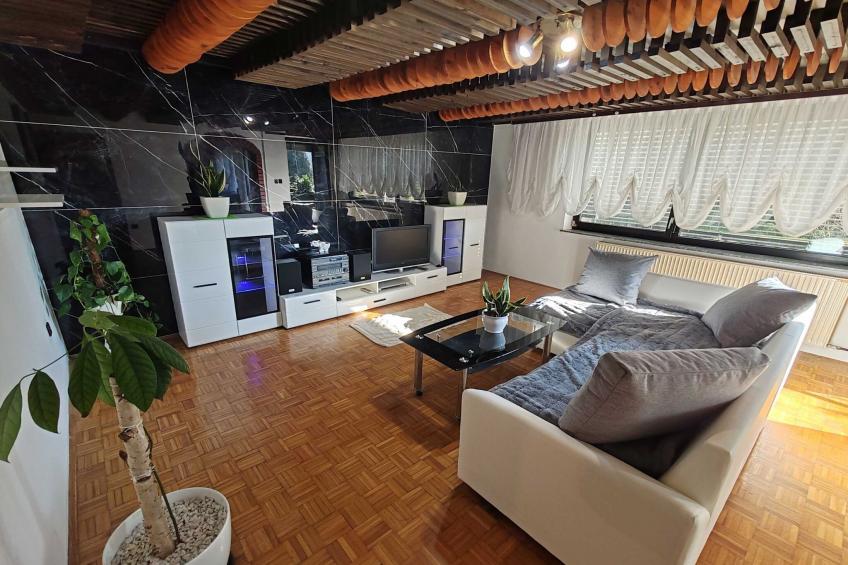 Brezovica Spacious Family-Friendy Apartment - Two Bedroom Apartment with Balcony - foto 4