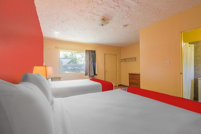 2 Queen Bed Smoking - foto 28