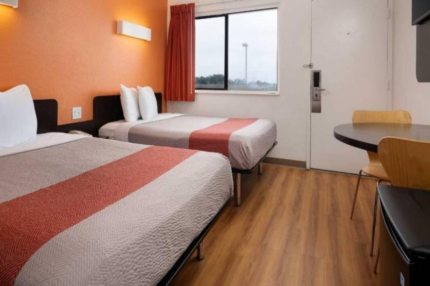 2 Full Beds  Micfridge - foto 4