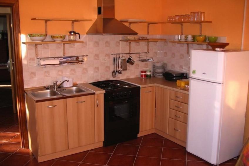 Charmantes Ferienhaus in Bartići mit Terrasse - foto 16