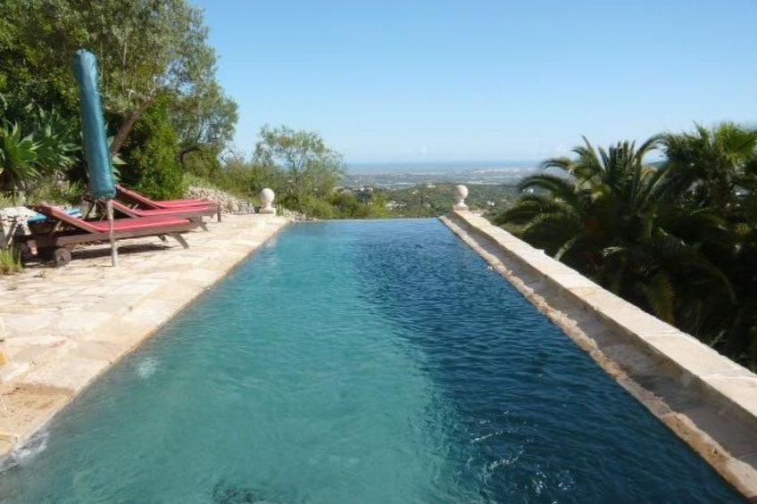 "Casa Velha do Cerro"