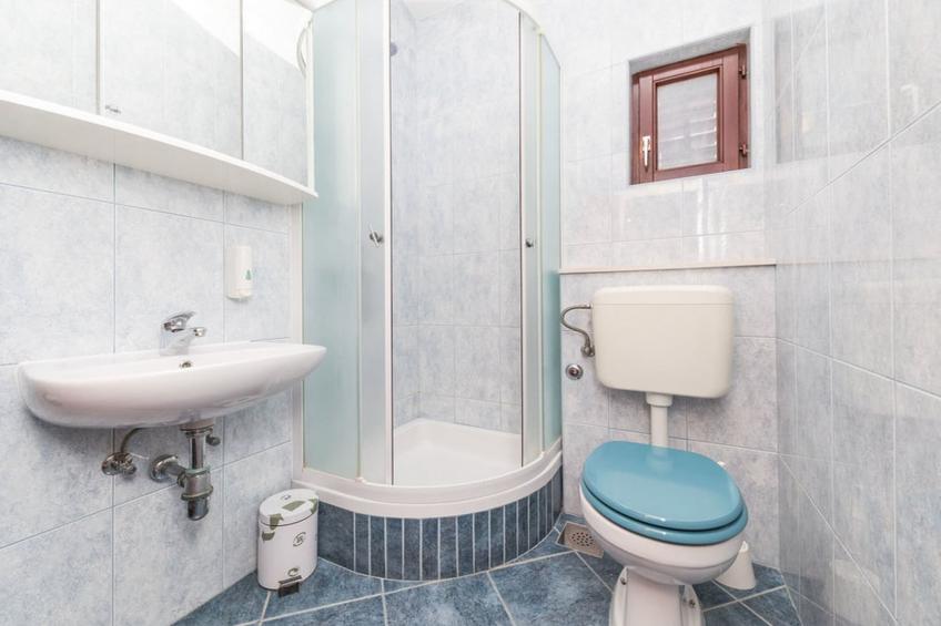 Relaxing Holiday Home with Pool, Fitness Area, and Entertainment Facilities - Six Bedroom Holiday Home - foto 30