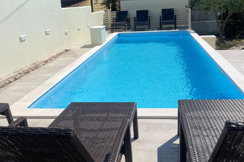 Charming Villa Rea, 8+2 with heated pool - foto 66