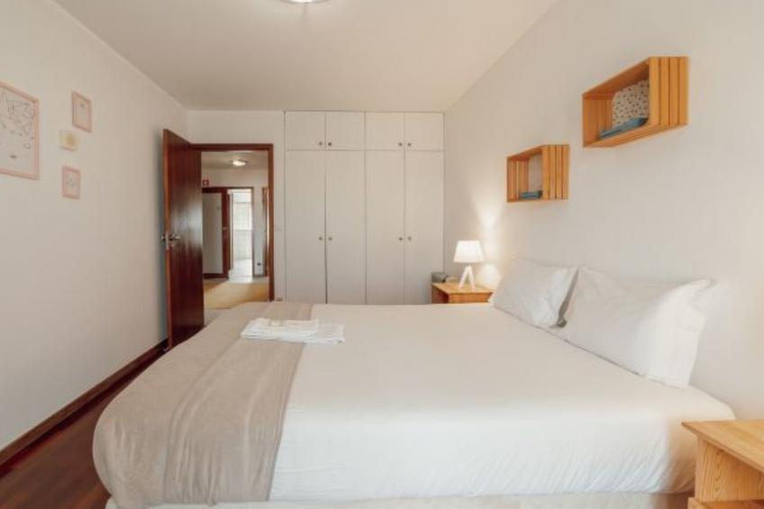 ESPINHO MODERN 3 BEDROOM APARTMENT by VACATIONY - foto 11