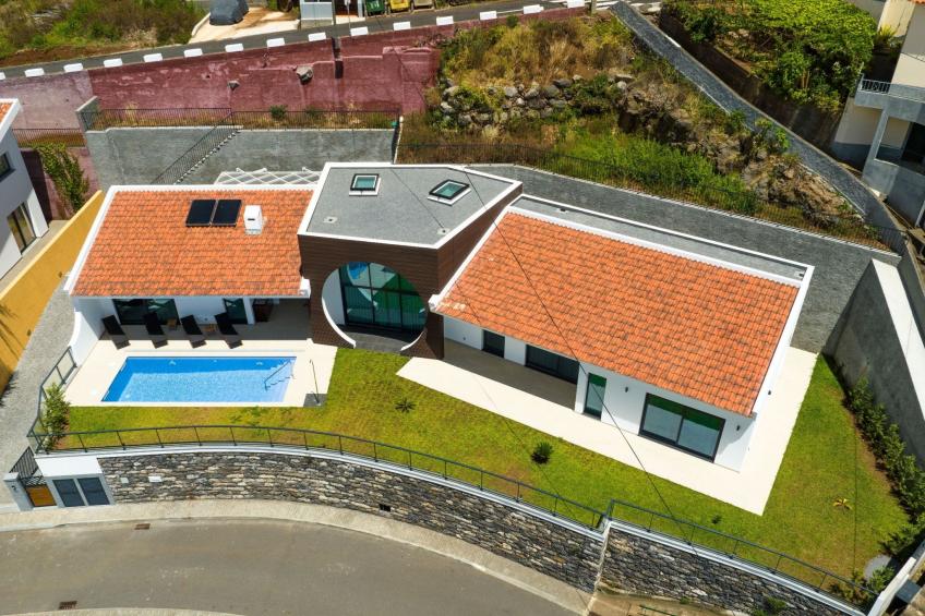 Das Poolhaus in Ponta de Sol