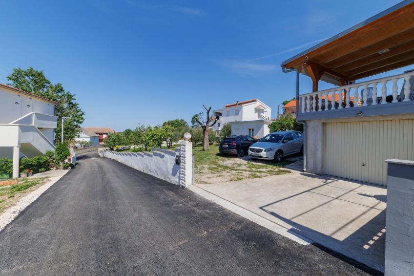 "Zara" mit Blick auf das Wasser - foto 30