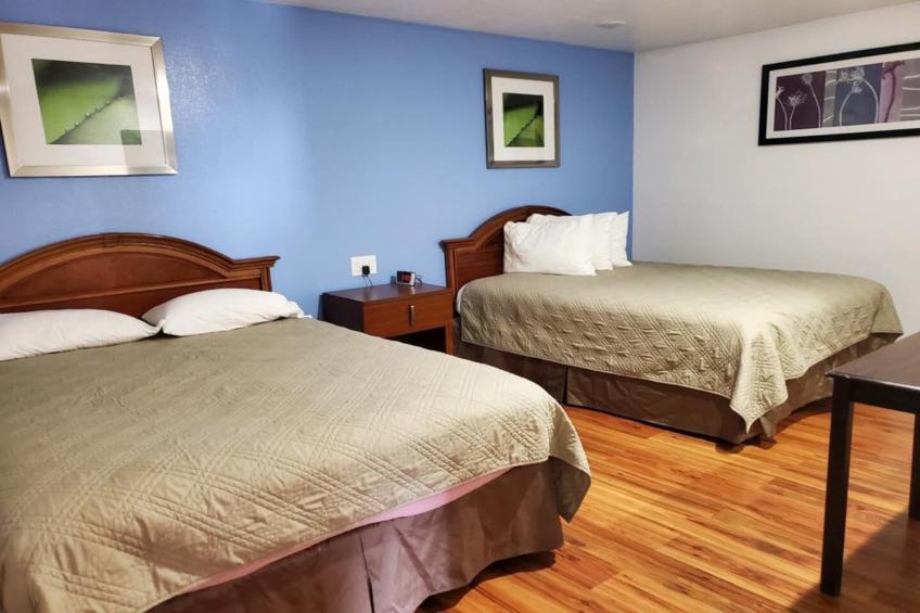 2 Queen Beds Non-Smoking - foto 6