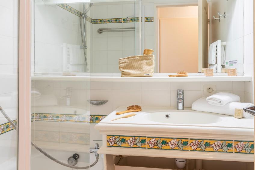 Pierre & Vacances Village Pont Royal en Provence Apartment 4 people - 1 bedroom - Balcony or terrace - Air-conditioned - Renovated - foto 8