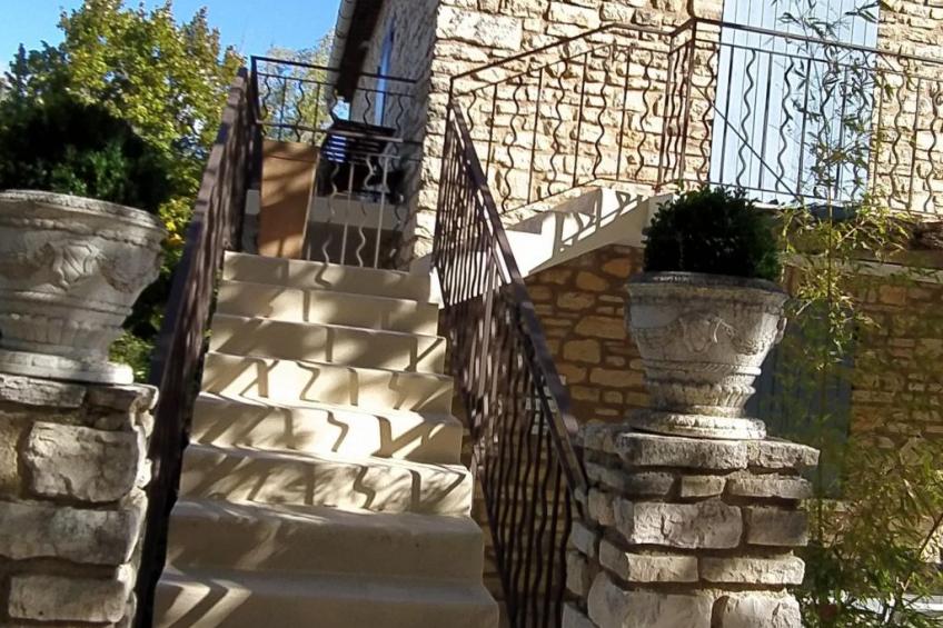 Schöne provenzalische Villa Les Carlets mit Pool - foto 21