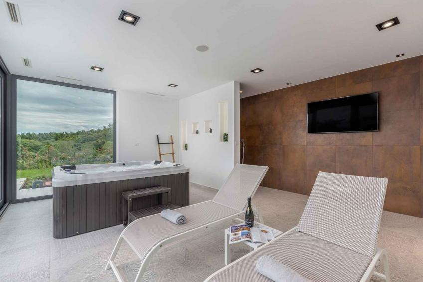 Villa met privézwembad en jacuzzi - BF-MMXRZ - foto 40