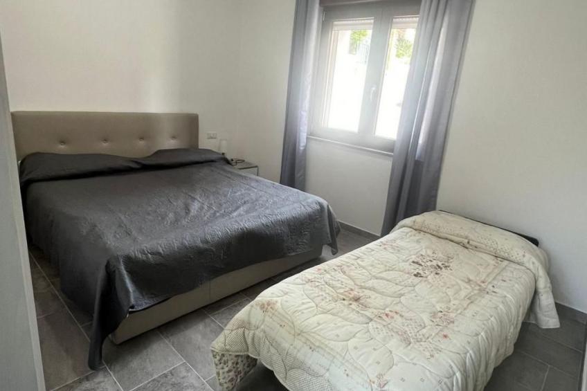 Unabhängige Wohnung im zentralen Bereich von Bosa - foto 3