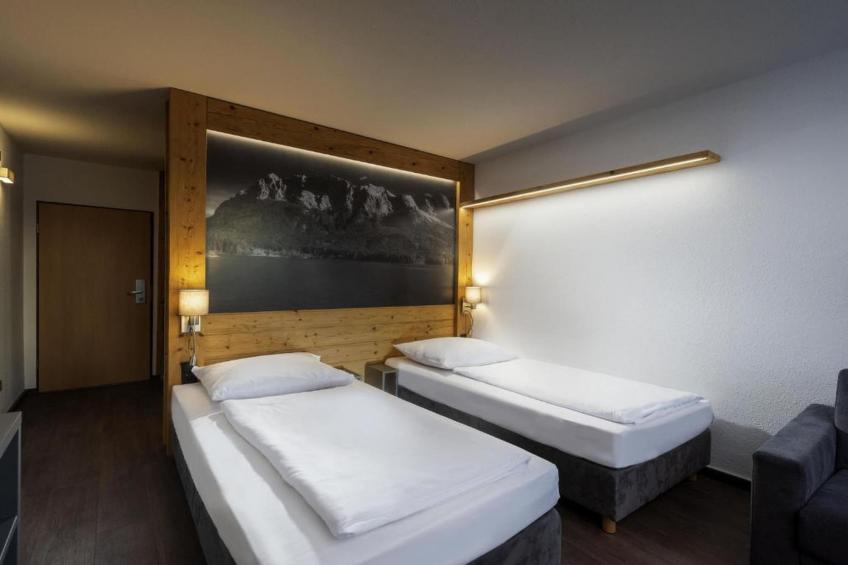 Sunday Hotel Garmisch Partenkirchen Standard Twin Room - foto 3