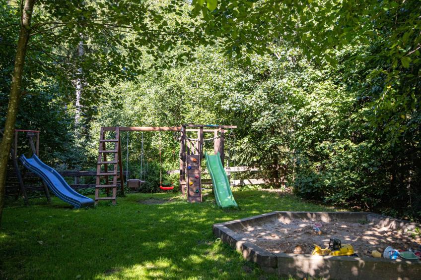 mit Balkon und zwei Schlafzimmern - foto 16