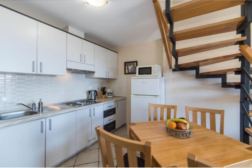 Apartments Nmn - Studio Apartment with Balcony 3 - foto 2