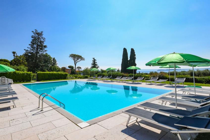 Wohnung mit Balkon, Garten und Seeblick - foto 19