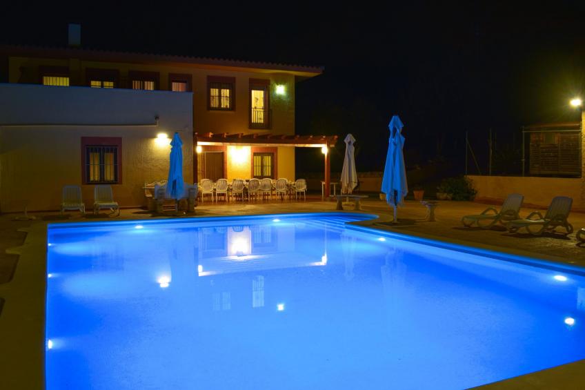 Großes Haus mit Schwimmbad und Barbecue - foto 10