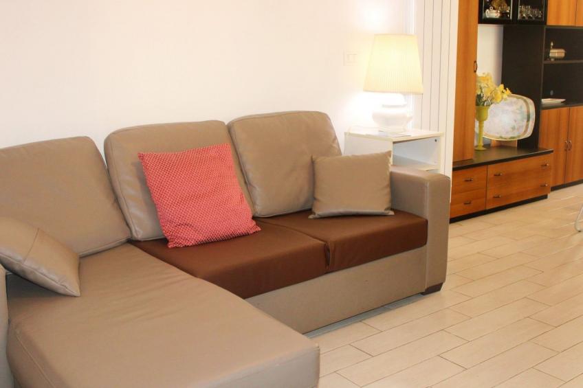 Sehr zentral mit Parkmöglichkeit - foto 10