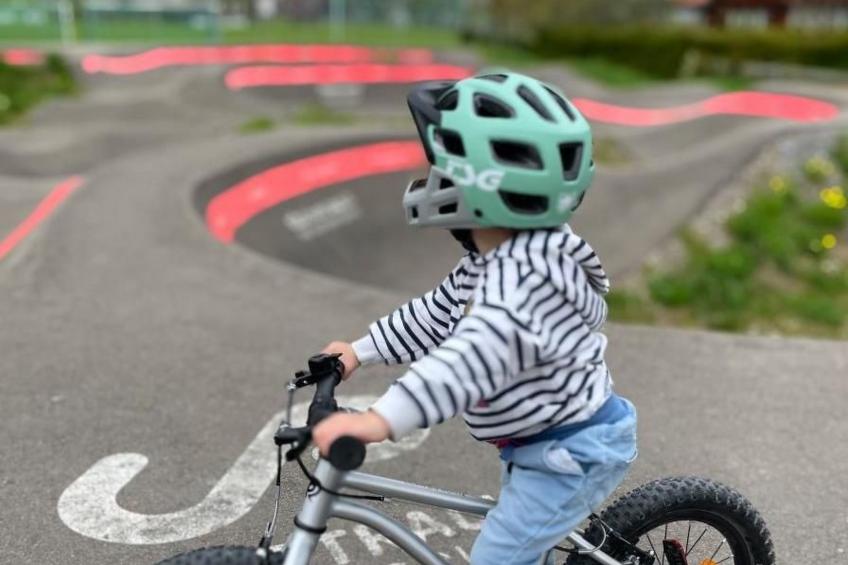 im Dorf Urnäsch - foto 27