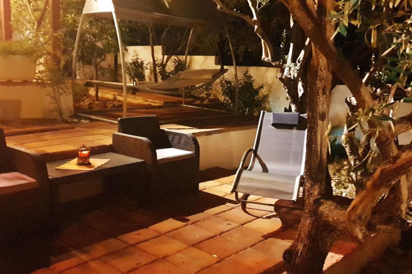 Geräumiges Ferienhaus mit Terrasse und Garten - foto 36