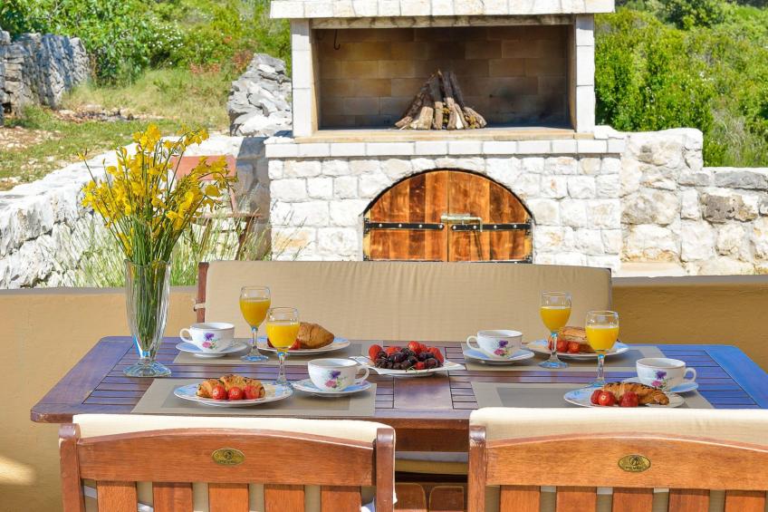 "Sakarun" mit Blick auf das Wasser - foto 4