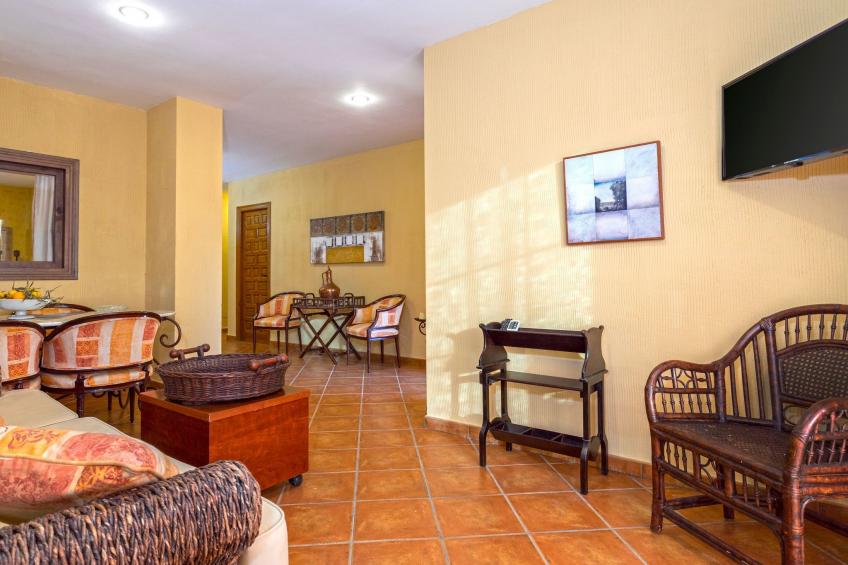 Beheiztes Hallenbad und Freibad - foto 36