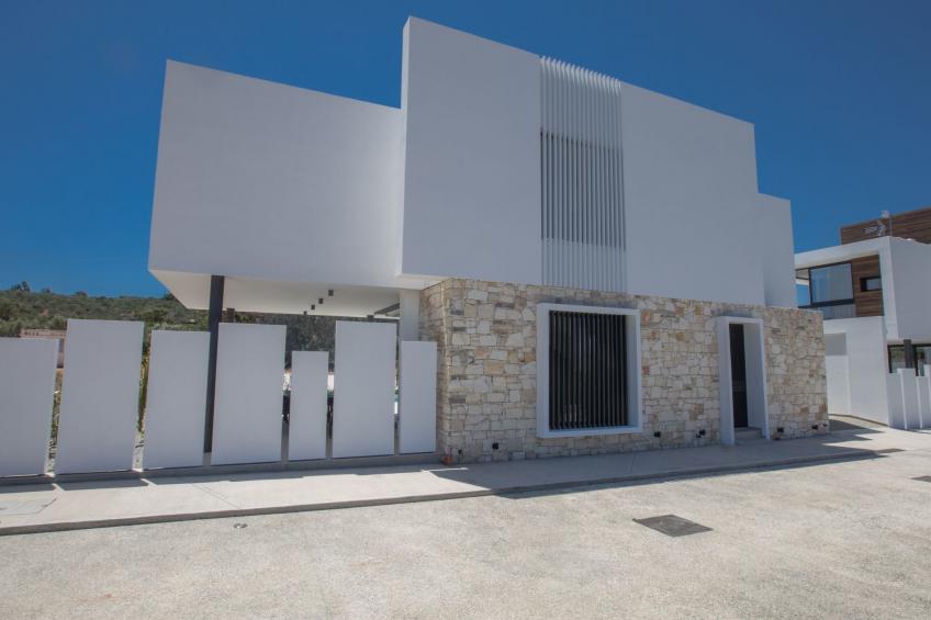 Geräumige Villa mit großem Garten und Pool - foto 13