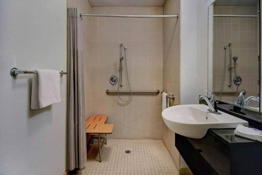 2 FULL BEDS  MICFRIDGE - foto 16