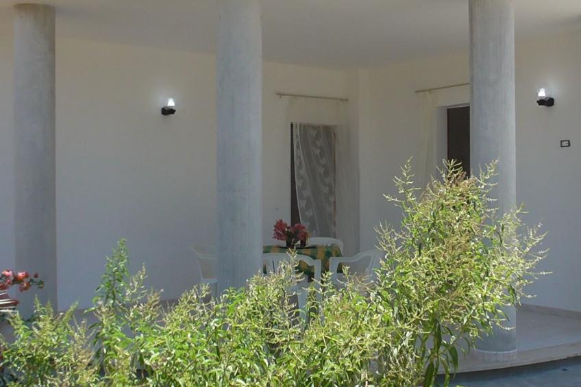 Kleine Villa mit geschlossenem Garten in Parabita - foto 3