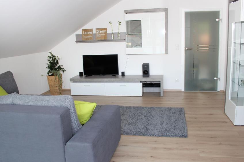 Nettes Ferienhaus in Hemfurth-Edersee mit Großer Terrasse - foto 2