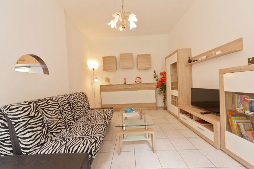 Wohnung in Fünfhaus mit Garten - foto 4
