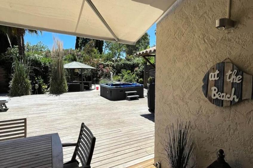 06v - Belle Villa - Jacuzzi - Piscine - Tennis - foto 52