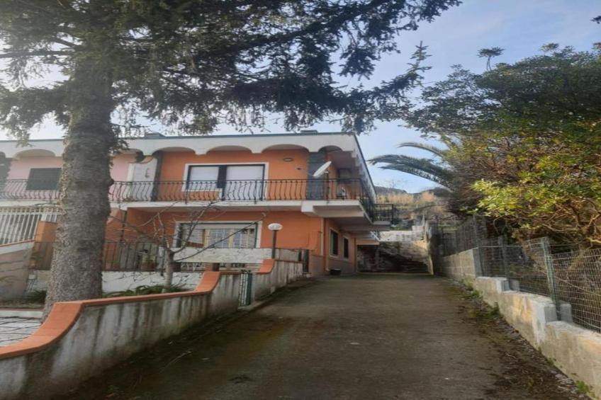 Villa Franca - foto 2