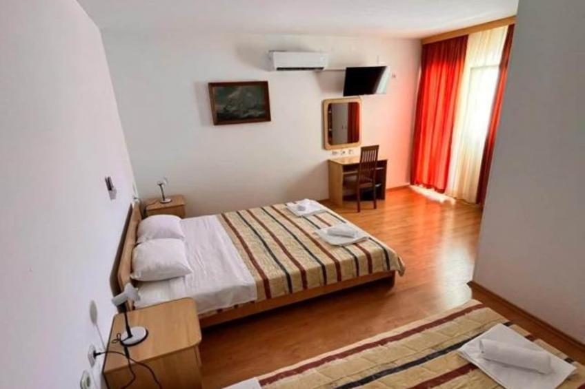 Pansion Tony Pag - Triple Room with Balcony with Sea View 105