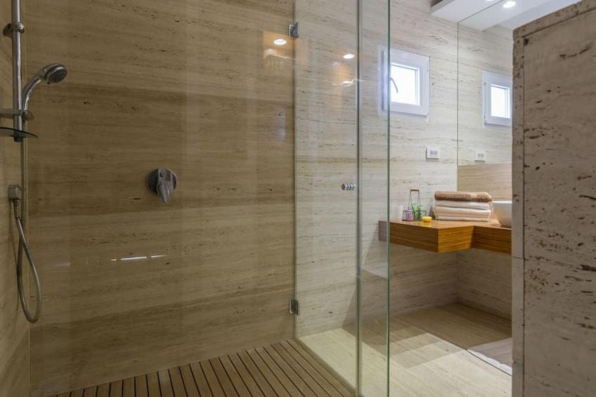 Luxuriöse Villa White Rose mit Pool in der Nähe von Zrče Beach - foto 14