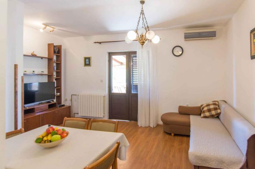 Vakantiewoning met airconditioning en WLAN - VW-PRMT - foto 9