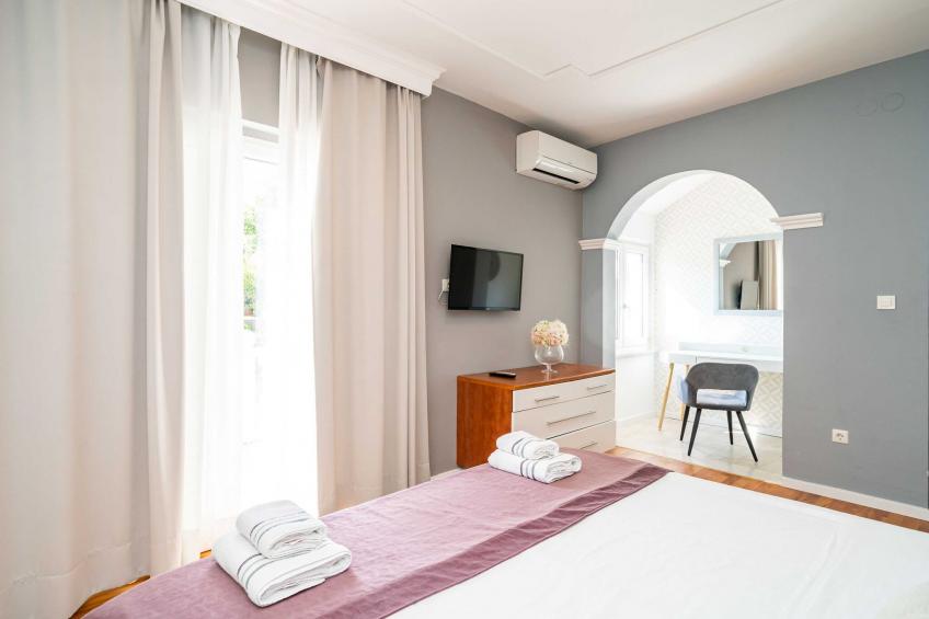 Holiday Home Trojković- Four Bedroom Holiday Home with Terrace and Swimming Pool - foto 52