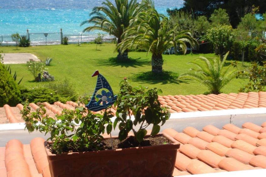 Aus dem Garten direkt an den Strand