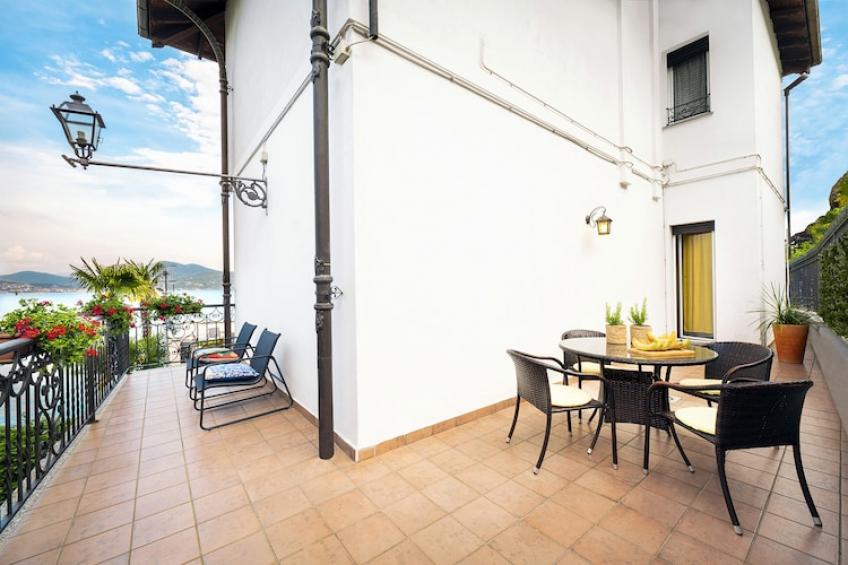 LAGO MAGGIORE - APPARTAMENTO Balcony & Patio VISTA FRONTE LAGO IDEALE PER FAMIGLIE - foto 43