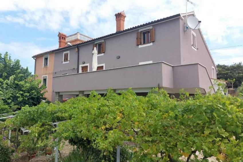 Vakantiewoning met balkon en panorama uitzicht - BF-YPFN7 - foto 5