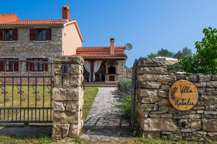 Villa mit privatem Pool und großem Garten - foto 43